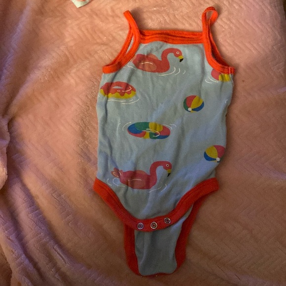 baby tank tops size nb and 0-3 months - Picture 9 of 9